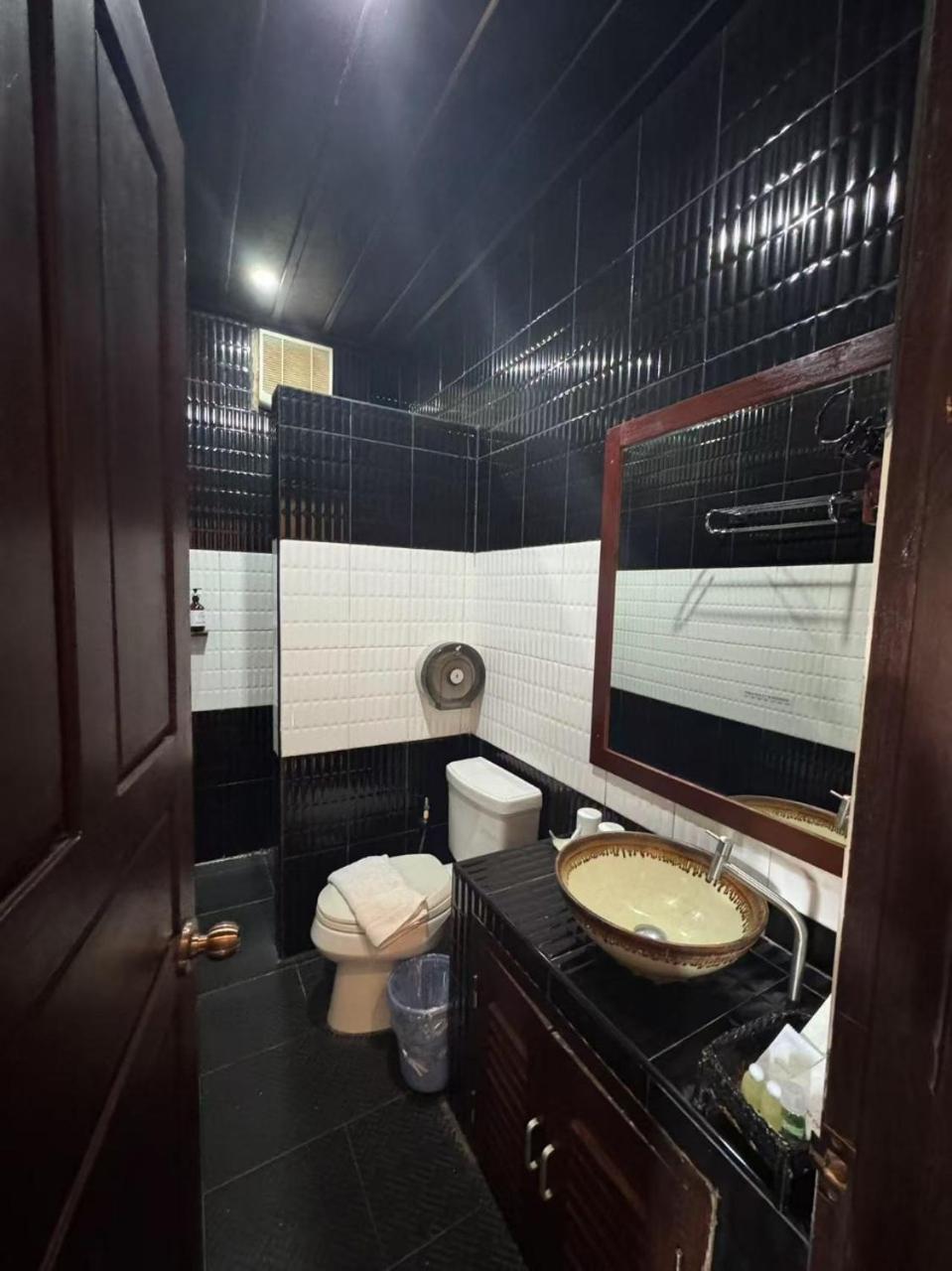 Hotel Alana Luang Prabang Extérieur photo